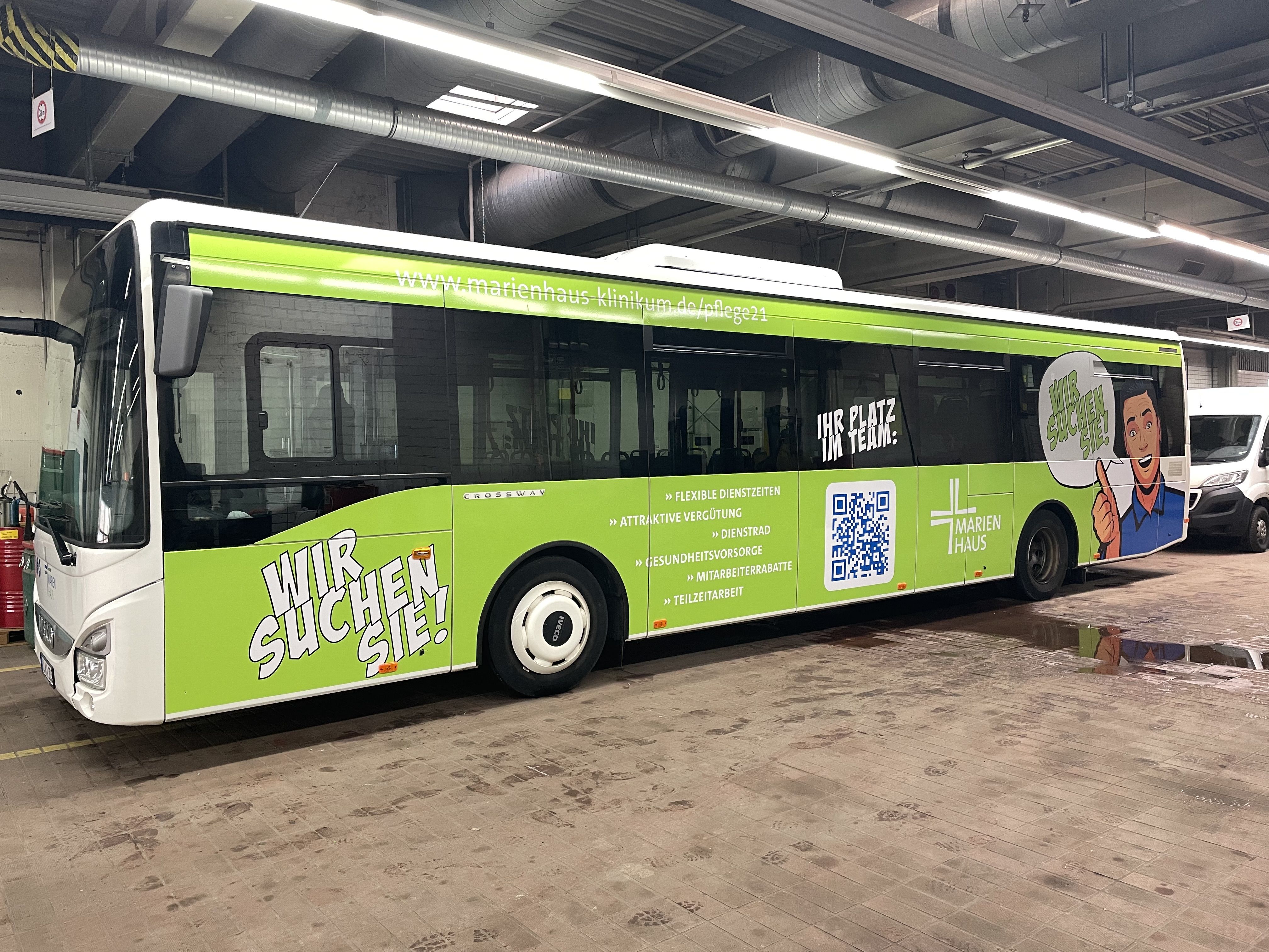 Ganzgestaltung Bus
